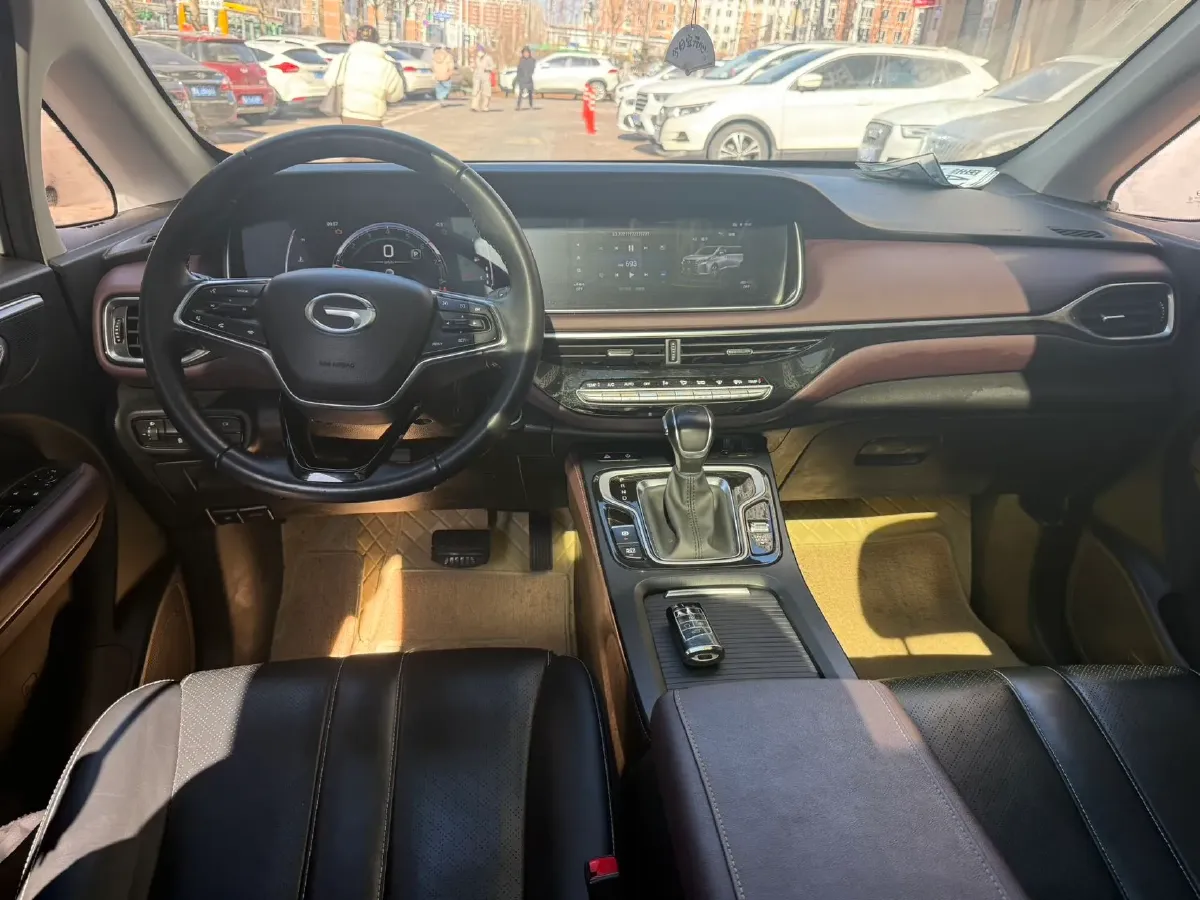 2021 GAC Trumpchi M6 1.5T 169HP L4 7DCT,autocango,china used car exporter,china ev exporter,chinese used car exporter,chinese used ev exporter