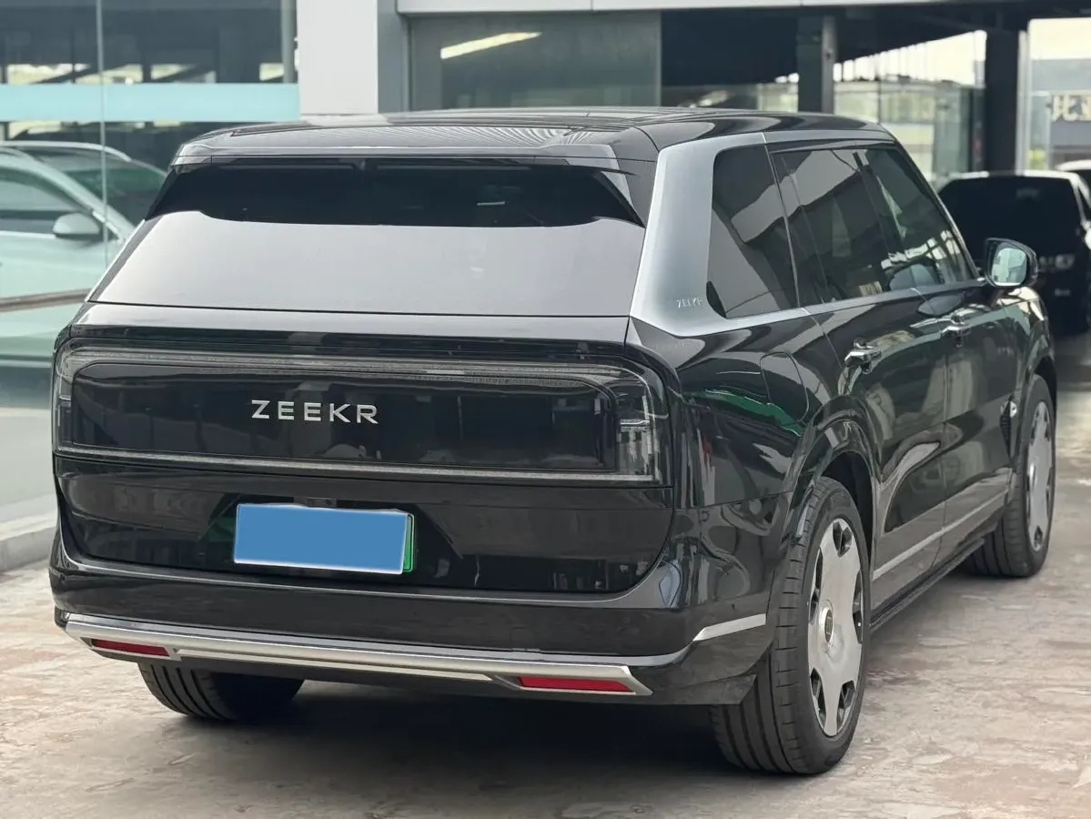 2025 Zeekr 9X 2.0T 279HP L4 1DHT PHEV,autocango,china used car exporter,china ev exporter,chinese used car exporter,chinese used ev exporter