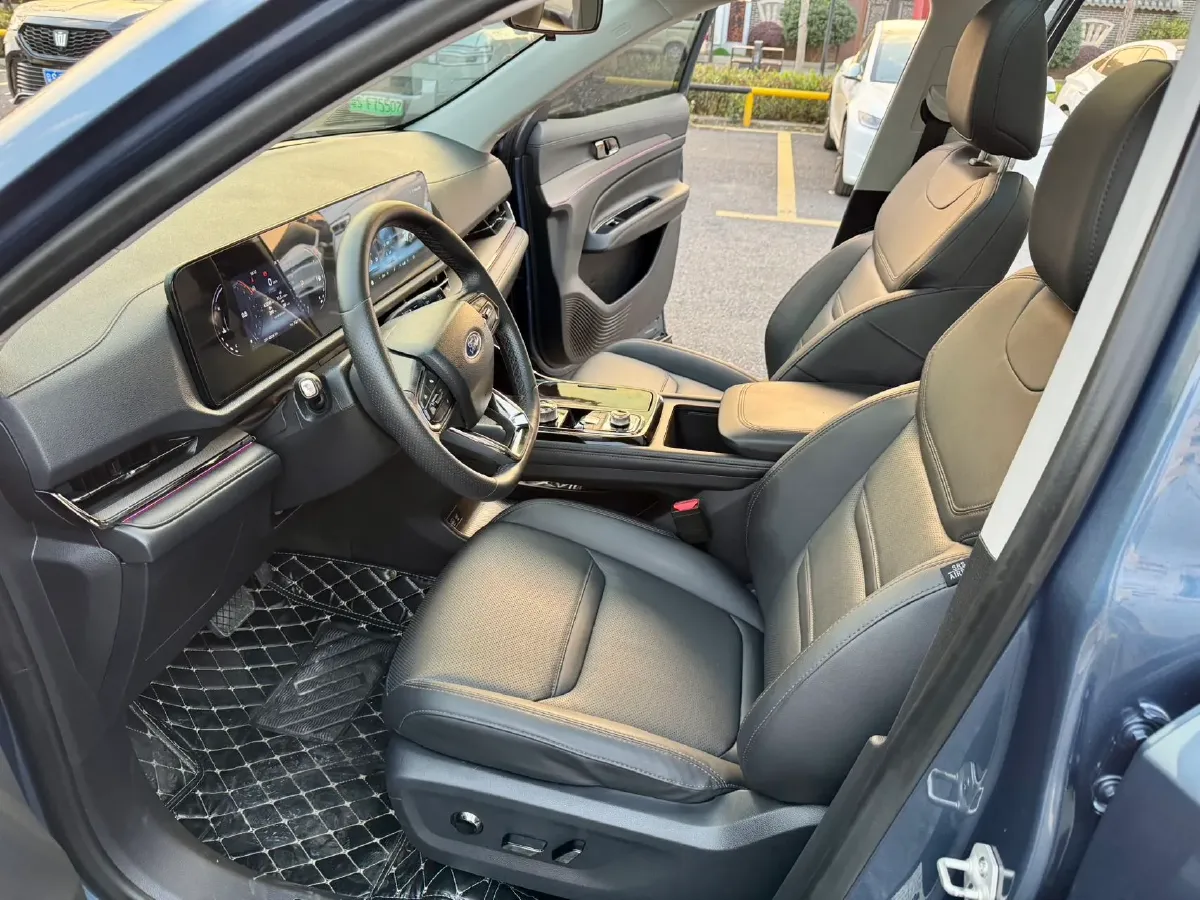 2023 Ford Equator Sport 1.5T 170HP L4 7DCT,autocango,china used car exporter,china ev exporter,chinese used car exporter,chinese used ev exporter