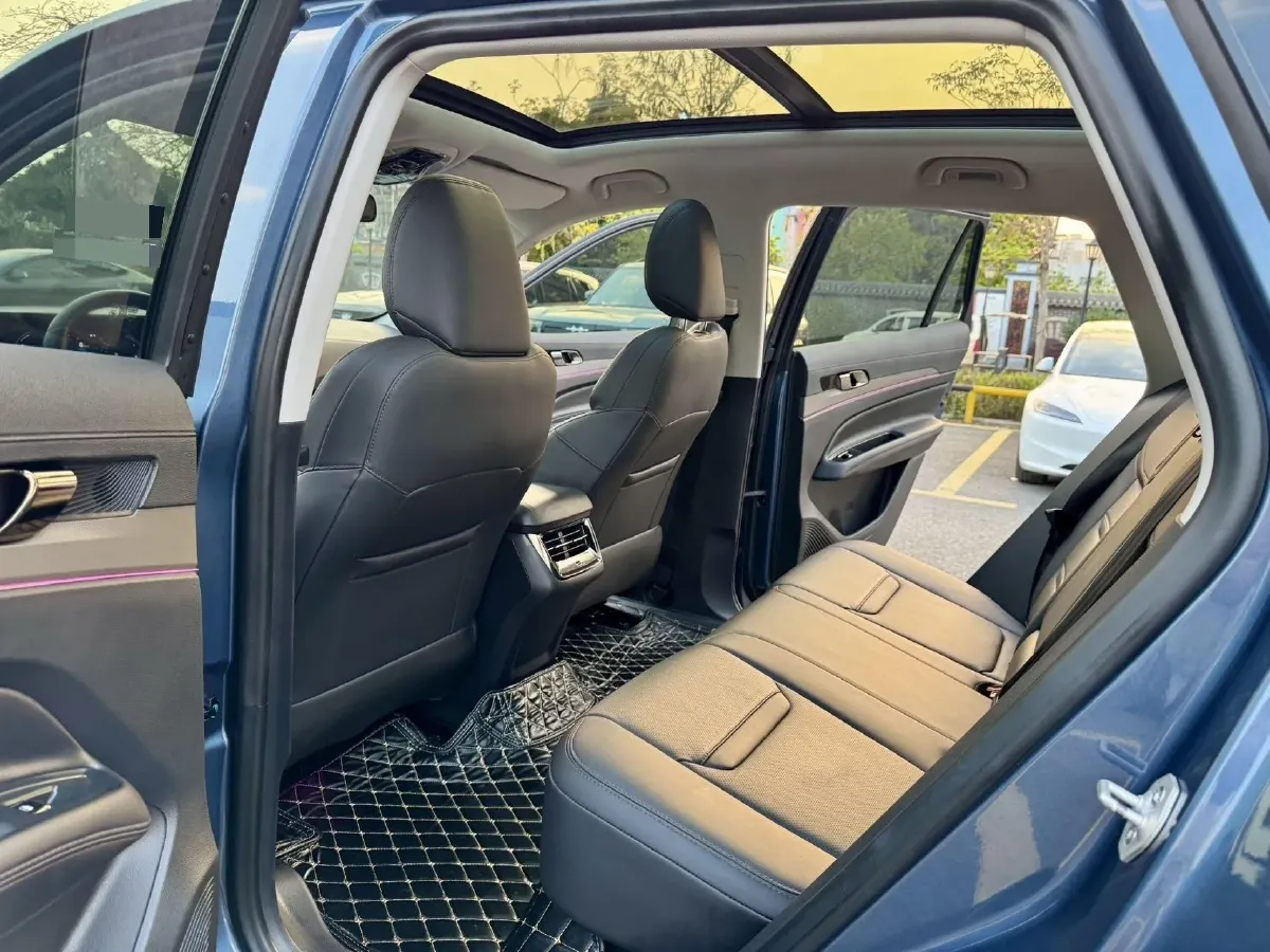 2023 Ford Equator Sport 1.5T 170HP L4 7DCT,autocango,china used car exporter,china ev exporter,chinese used car exporter,chinese used ev exporter