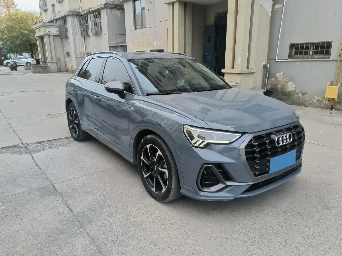 2023 Audi Q3 2.0T 186HP L4 7DCT,autocango,china used car exporter,china ev exporter,chinese used car exporter,chinese used ev exporter
