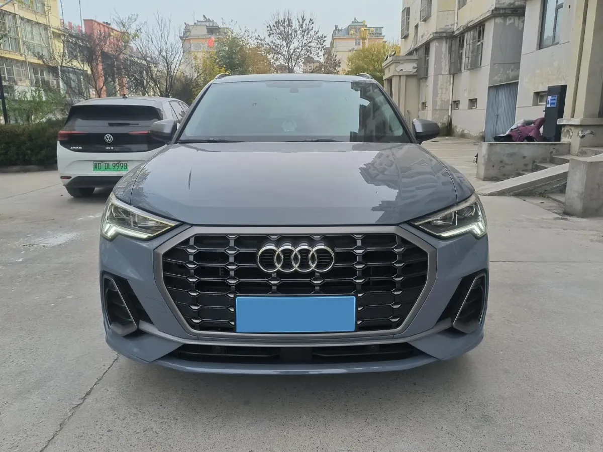 2023 Audi Q3 2.0T 186HP L4 7DCT,autocango,china used car exporter,china ev exporter,chinese used car exporter,chinese used ev exporter