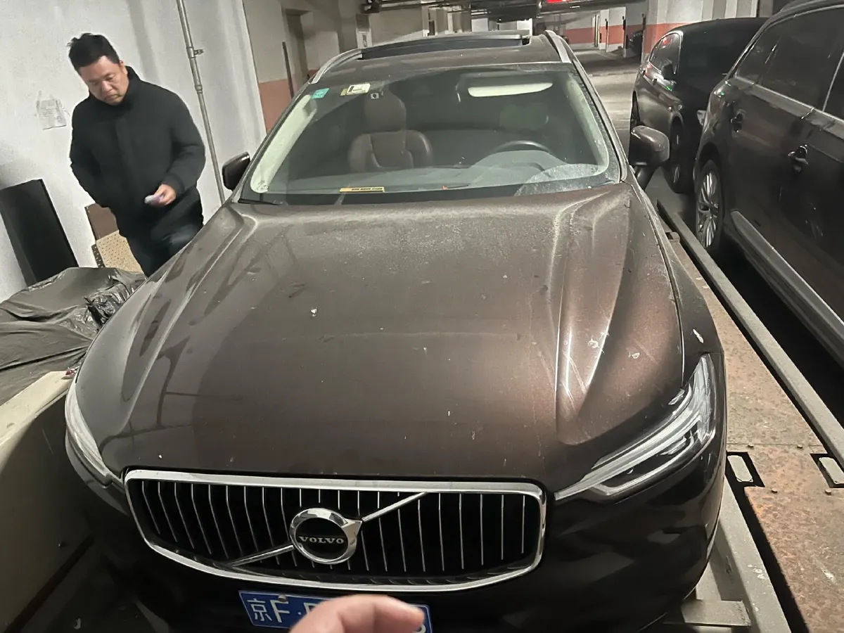 2019 Volvo XC60 2.0T 254HP L4 8AT,autocango,china used car exporter,china ev exporter,chinese used car exporter,chinese used ev exporter