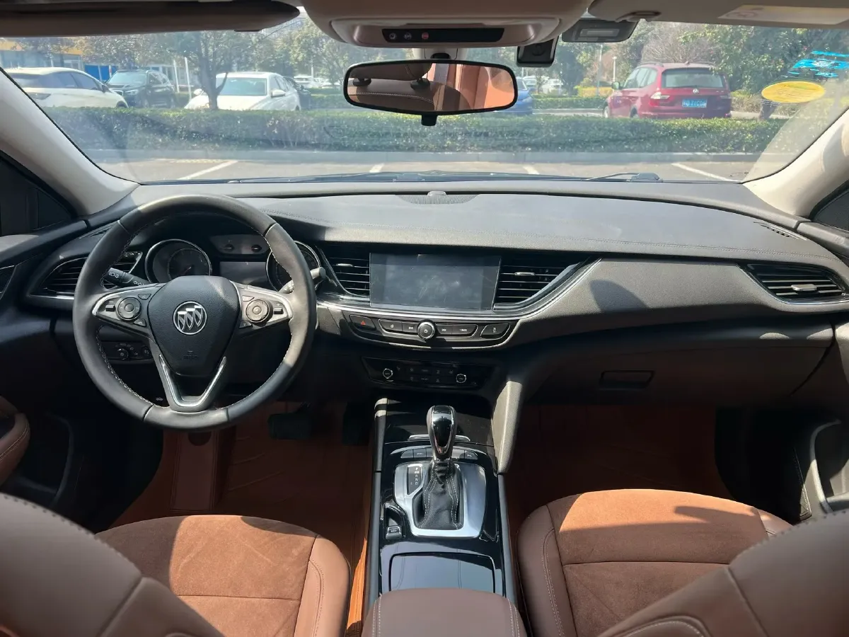 2019 Buick Regal 1.5T 170HP L4 9AT,autocango,china used car exporter,china ev exporter,chinese used car exporter,chinese used ev exporter