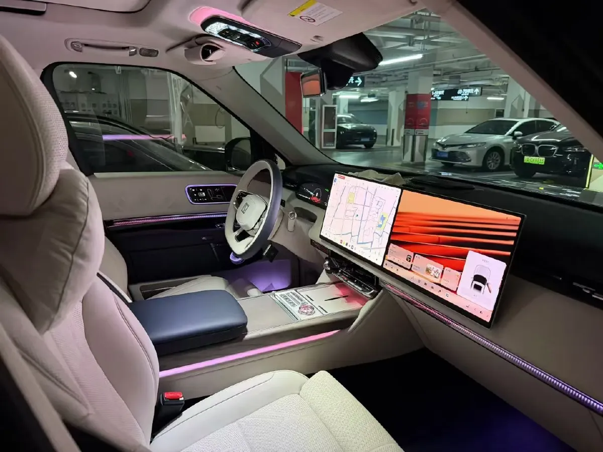 2025 Zeekr 9X 2.0T 279HP L4 1DHT PHEV,autocango,china used car exporter,china ev exporter,chinese used car exporter,chinese used ev exporter