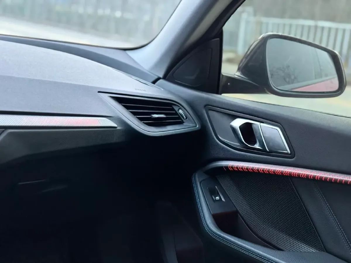 2021 BMW 2 Series 2.0T 192HP L4 7DCT,autocango,china used car exporter,china ev exporter,chinese used car exporter,chinese used ev exporter