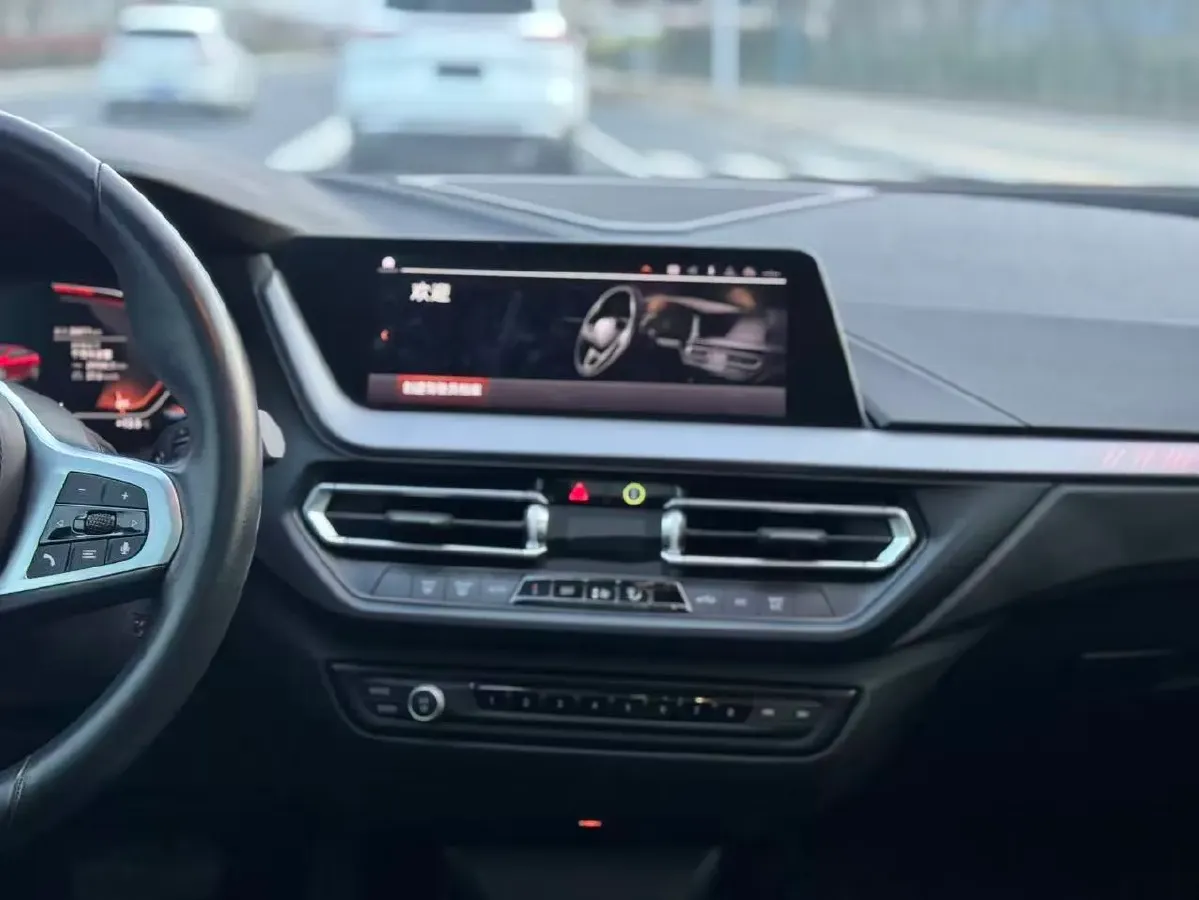 2021 BMW 2 Series 2.0T 192HP L4 7DCT,autocango,china used car exporter,china ev exporter,chinese used car exporter,chinese used ev exporter