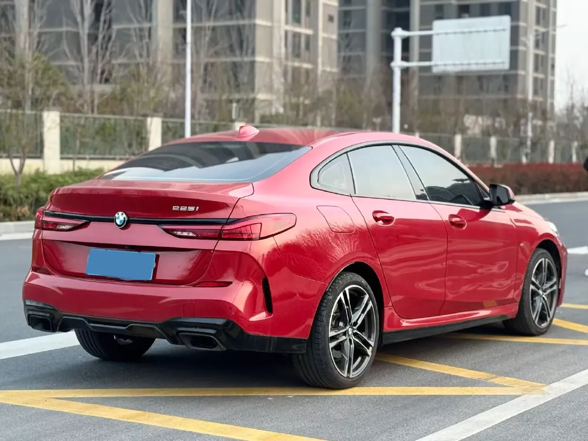 2021 BMW 2 Series 2.0T 192HP L4 7DCT,autocango,china used car exporter,china ev exporter,chinese used car exporter,chinese used ev exporter