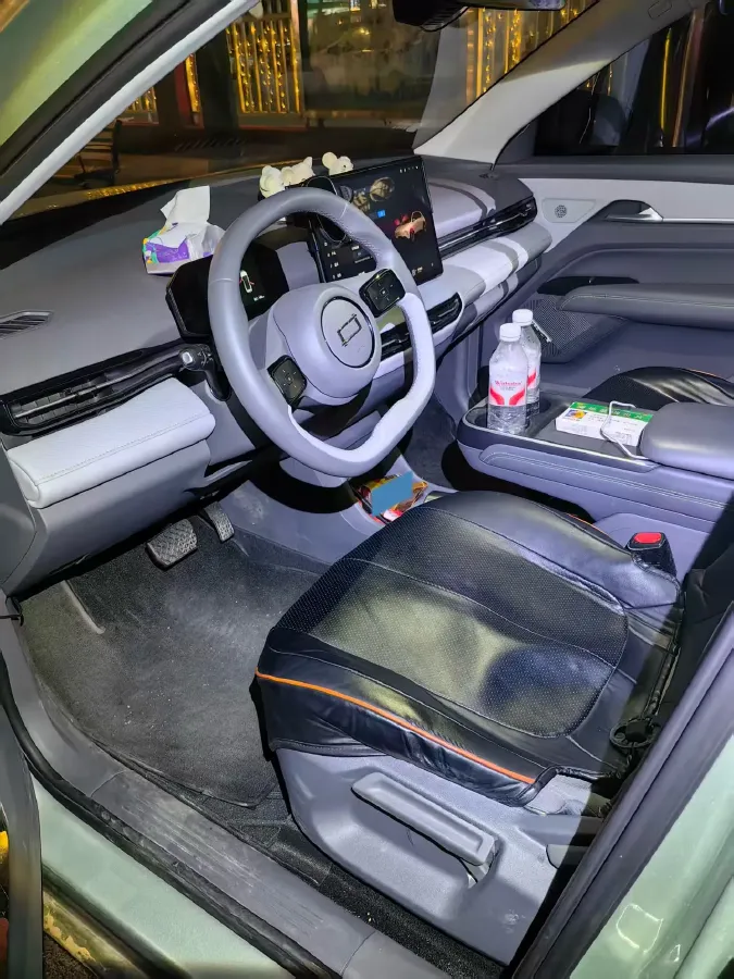 2025 Bestune YueYi 03 BEV,autocango,china used car exporter,china ev exporter,chinese used car exporter,chinese used ev exporter