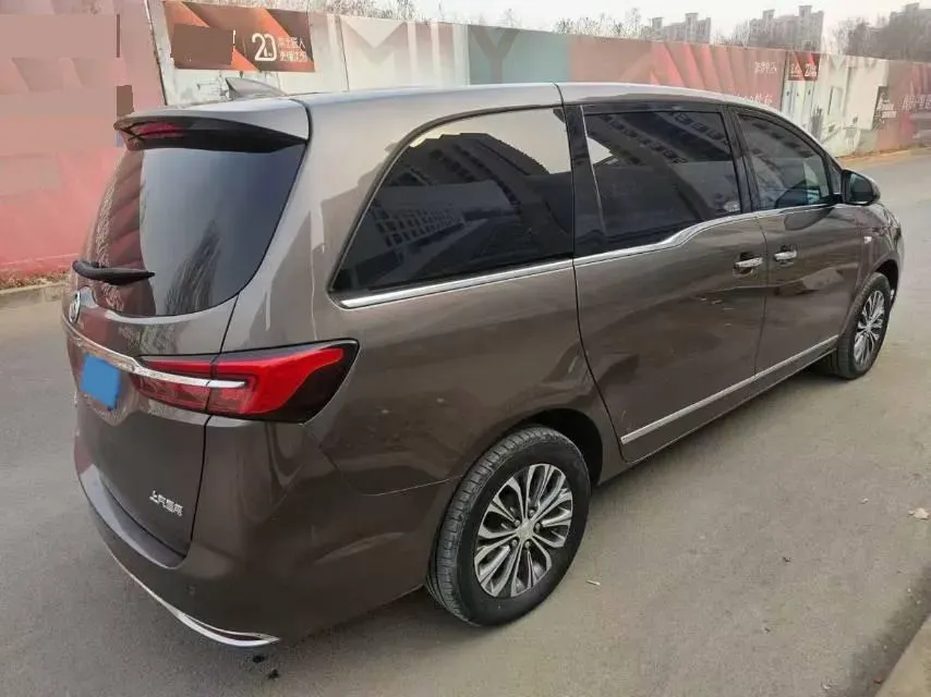 2023 Buick GL8 2.0T 237HP L4 9AT,autocango,china used car exporter,china ev exporter,chinese used car exporter,chinese used ev exporter