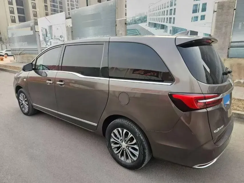 2023 Buick GL8 2.0T 237HP L4 9AT,autocango,china used car exporter,china ev exporter,chinese used car exporter,chinese used ev exporter