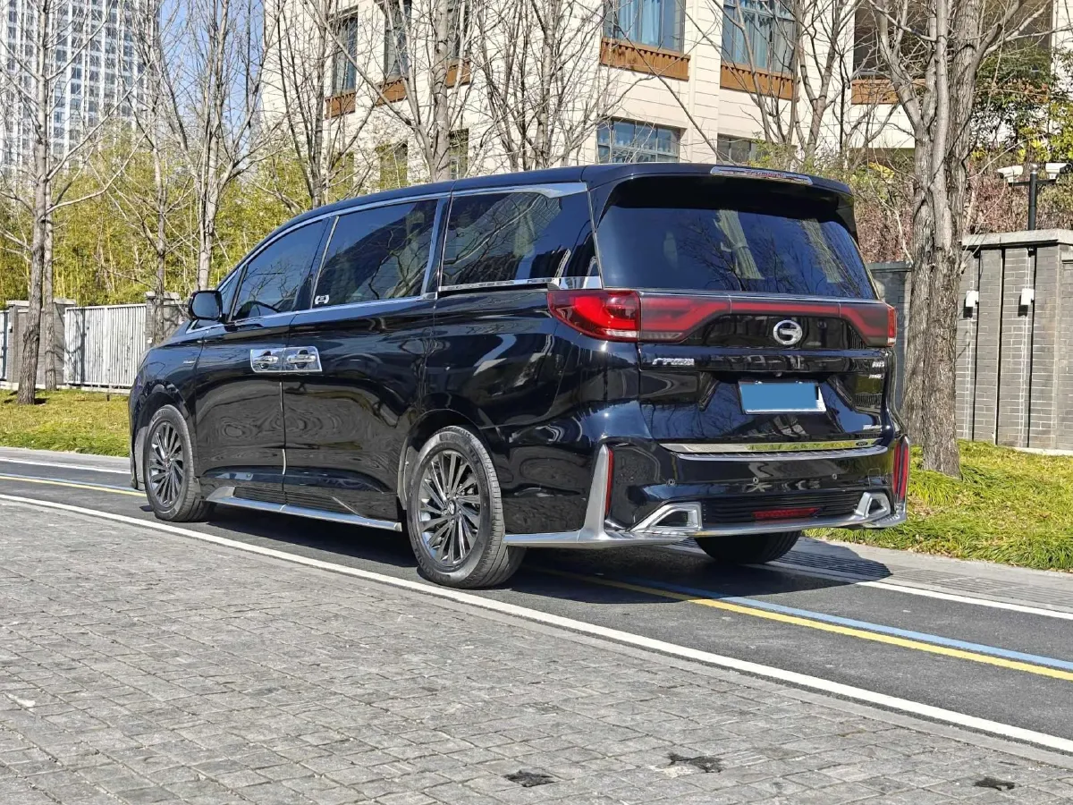 2021 GAC Trumpchi M8 2.0T 252HP L4 8AT,autocango,china used car exporter,china ev exporter,chinese used car exporter,chinese used ev exporter