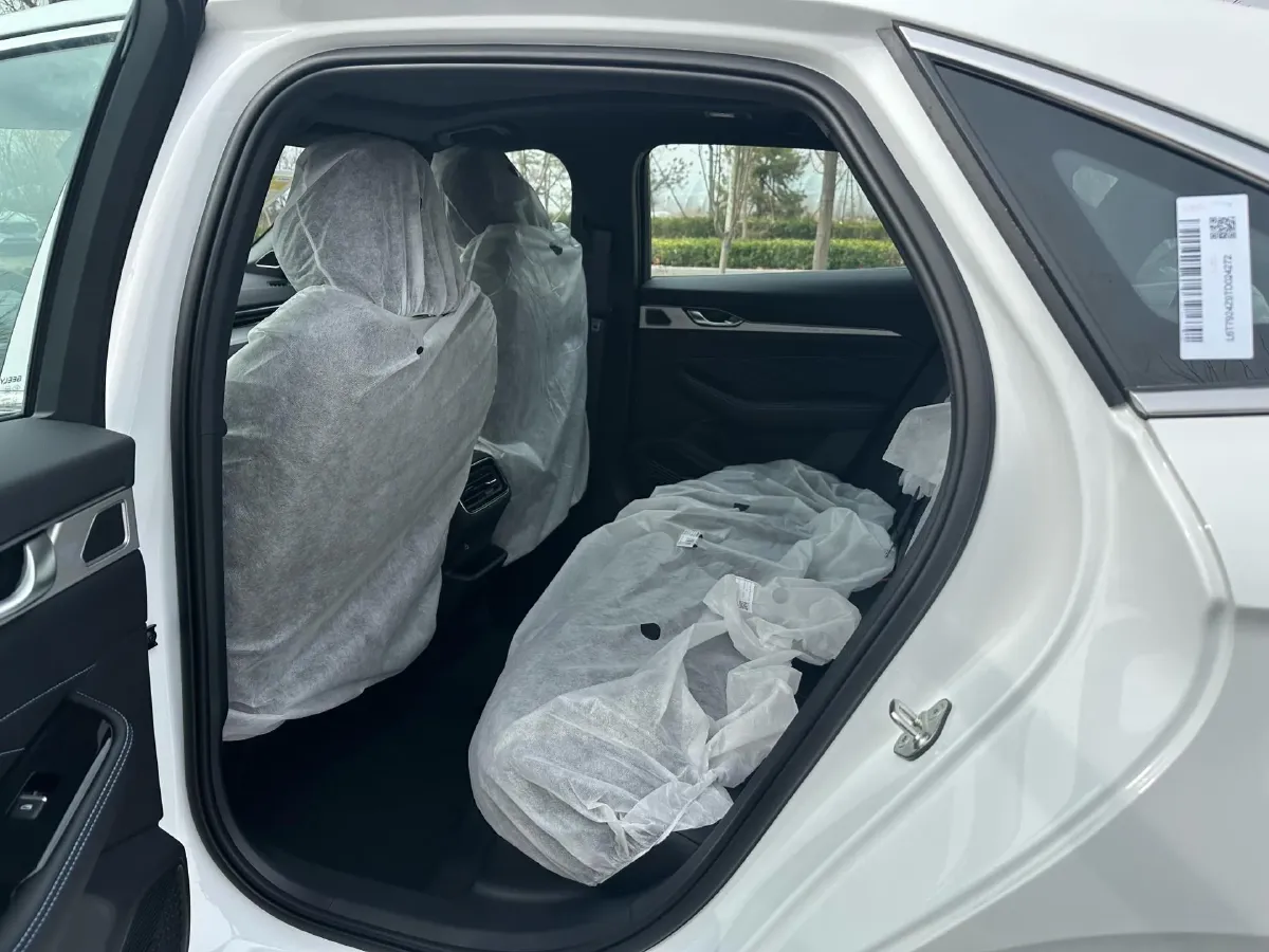 2026 Geely Preface 1.5T 181HP L4 7DCT,autocango,china used car exporter,china ev exporter,chinese used car exporter,chinese used ev exporter