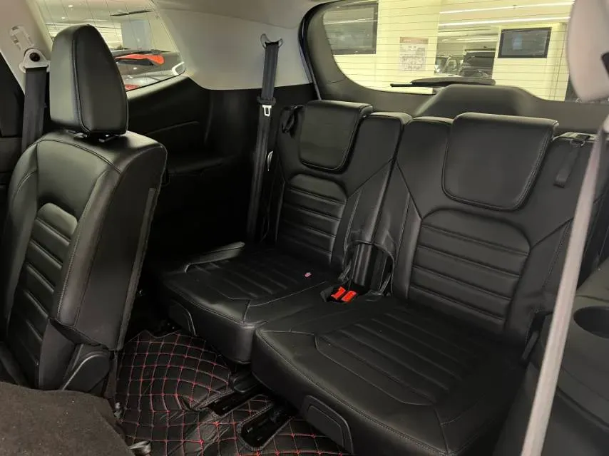 2018 Ford Edge 2.0T 245HP L4 6AT,autocango,china used car exporter,china ev exporter,chinese used car exporter,chinese used ev exporter