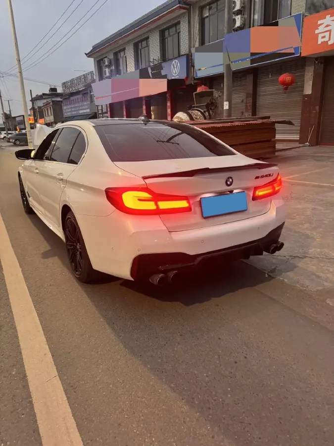 2021 BMW 5 Series 2.0T 252HP L4 8AT,autocango,china used car exporter,china ev exporter,chinese used car exporter,chinese used ev exporter