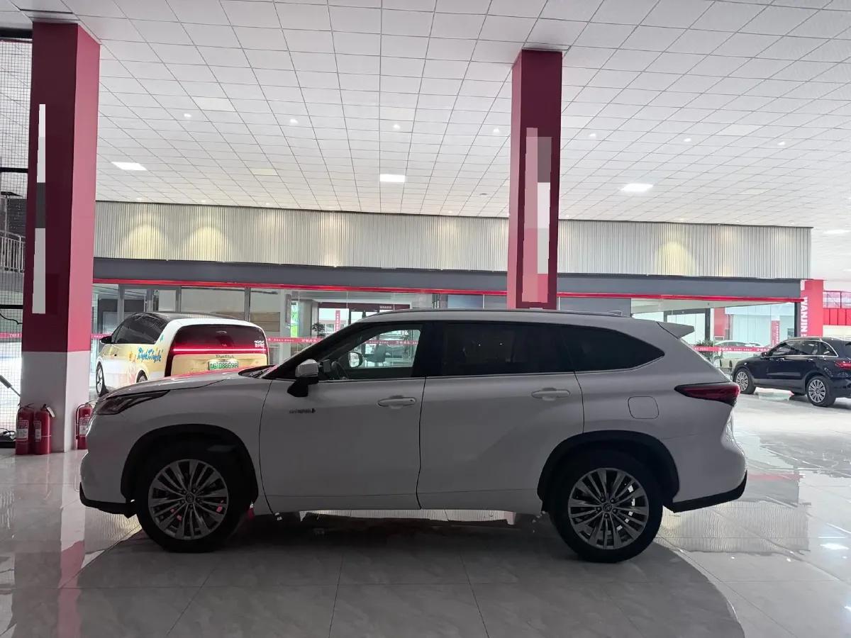 2022 Toyota Highlander 2.5L 192HP L4 E-CVT Hybrid,autocango,china used car exporter,china ev exporter,chinese used car exporter,chinese used ev exporter