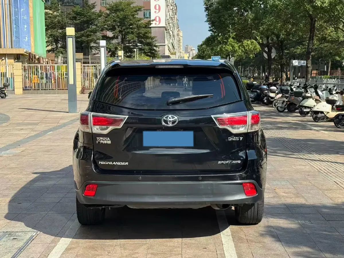 2017 Toyota Highlander 2.0T 220HP L4 6AT,autocango,china used car exporter,china ev exporter,chinese used car exporter,chinese used ev exporter