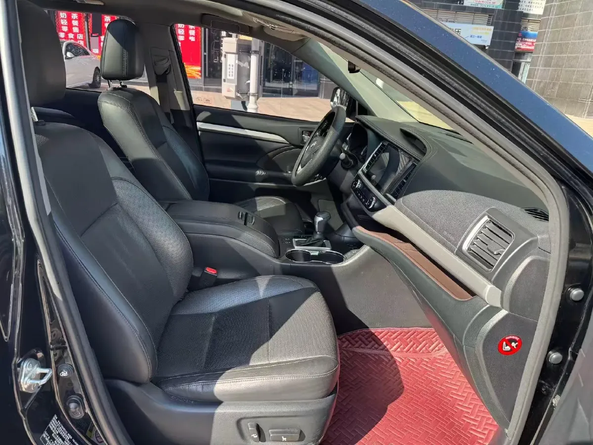 2017 Toyota Highlander 2.0T 220HP L4 6AT,autocango,china used car exporter,china ev exporter,chinese used car exporter,chinese used ev exporter