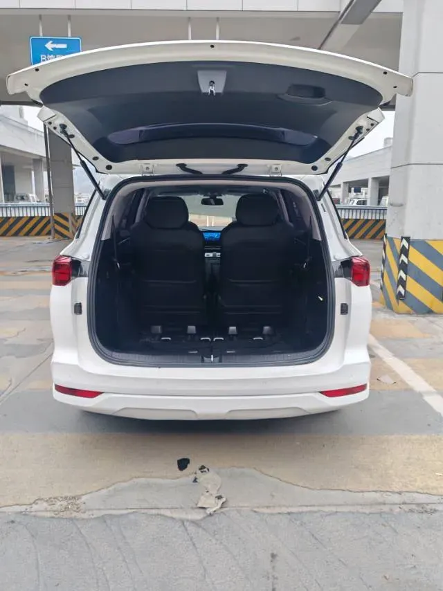 2020 WuLing KaiJie 1.5T 147HP L4 CVT,autocango,china used car exporter,china ev exporter,chinese used car exporter,chinese used ev exporter