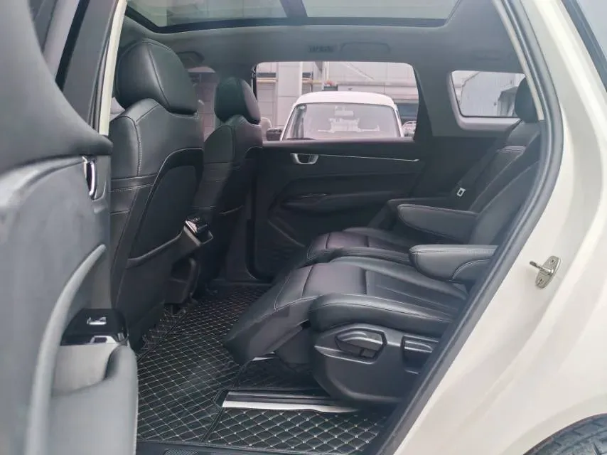 2020 WuLing KaiJie 1.5T 147HP L4 CVT,autocango,china used car exporter,china ev exporter,chinese used car exporter,chinese used ev exporter