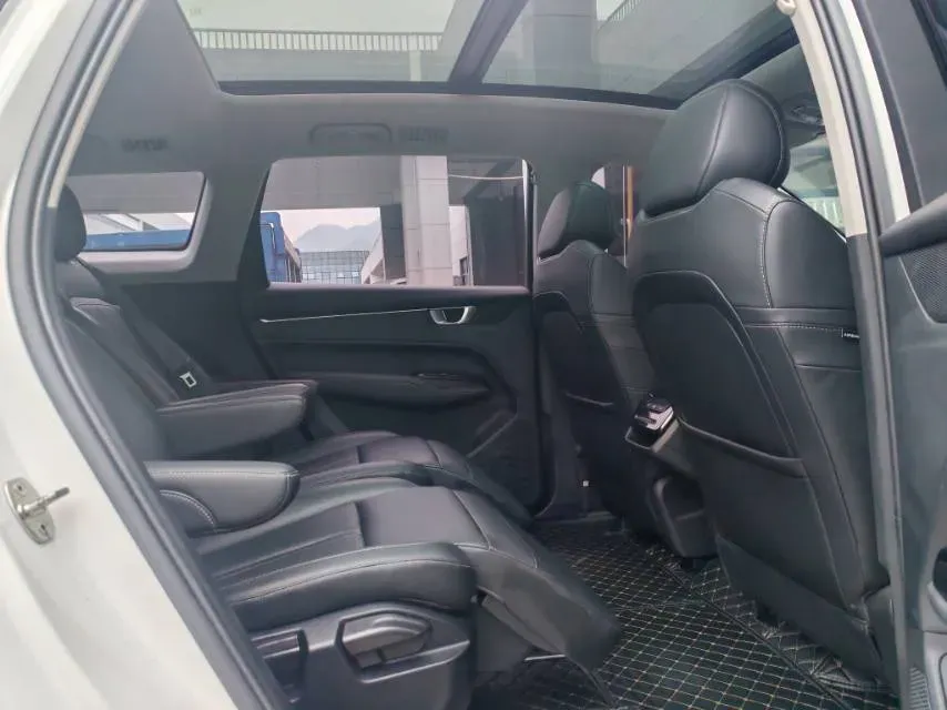 2020 WuLing KaiJie 1.5T 147HP L4 CVT,autocango,china used car exporter,china ev exporter,chinese used car exporter,chinese used ev exporter