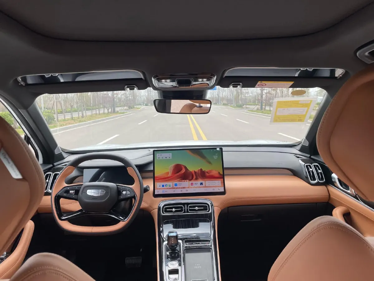 2025 Geely StarRay 1.5T 181HP L4 7DCT,autocango,china used car exporter,china ev exporter,chinese used car exporter,chinese used ev exporter