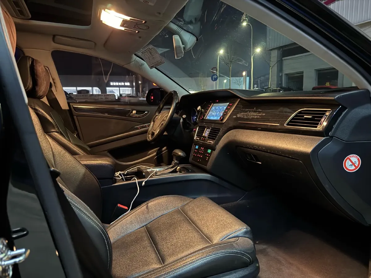 2018 Renault Espace Classic 1.8T 224HP L4 7DCT,autocango,china used car exporter,china ev exporter,chinese used car exporter,chinese used ev exporter