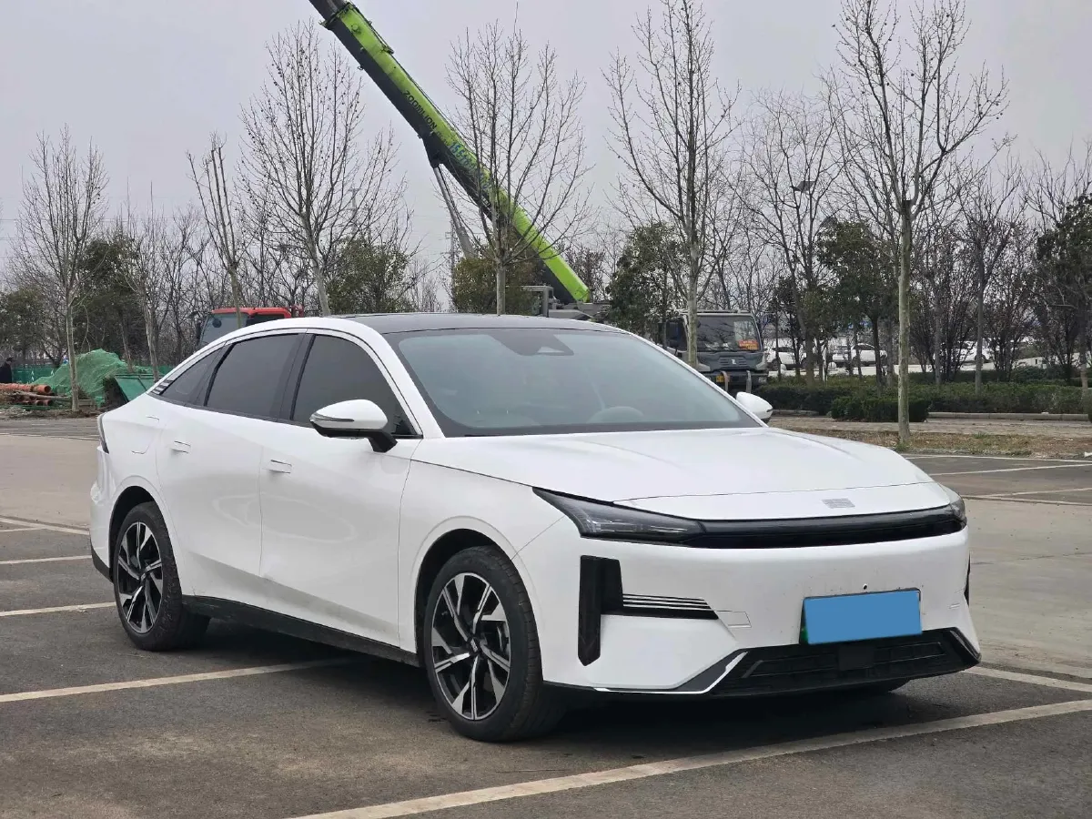2023 Geely Galaxy L6 1.5T 163HP L4 3DHT PHEV,autocango,china used car exporter,china ev exporter,chinese used car exporter,chinese used ev exporter