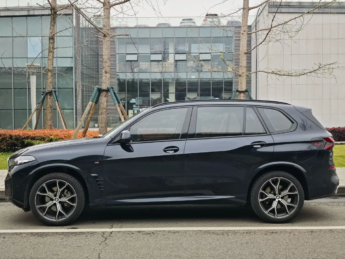 2023 BMW X5 2.0T 258HP L4 8AT,autocango,china used car exporter,china ev exporter,chinese used car exporter,chinese used ev exporter