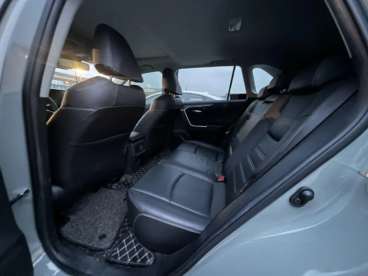 2020 Toyota RAV4 2.0L 171HP L4 CVT,autocango,china used car exporter,china ev exporter,chinese used car exporter,chinese used ev exporter