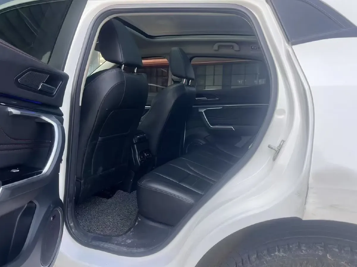 2019 WEY VV5 2.0T 197HP L4 7DCT,autocango,china used car exporter,china ev exporter,chinese used car exporter,chinese used ev exporter