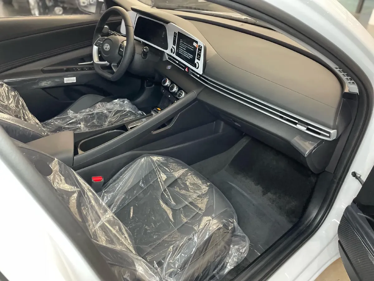 2023 Hyundai Elantra 1.5L 115HP L4 CVT,autocango,china used car exporter,china ev exporter,chinese used car exporter,chinese used ev exporter