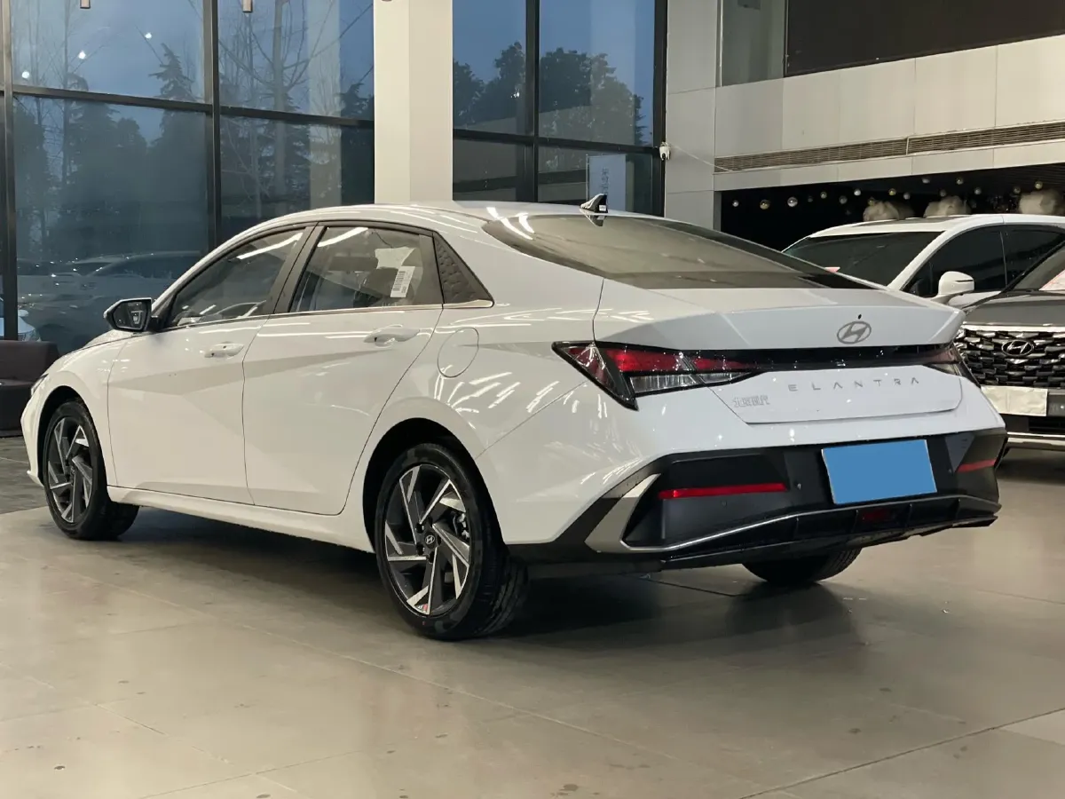 2023 Hyundai Elantra 1.5L 115HP L4 CVT,autocango,china used car exporter,china ev exporter,chinese used car exporter,chinese used ev exporter
