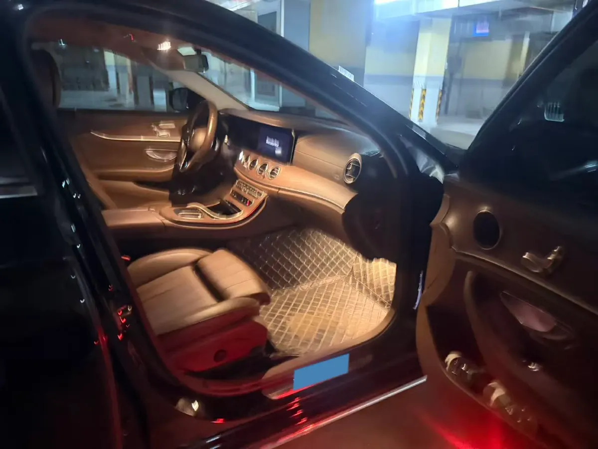 2021 Mercedes-Benz E Class 2.0T 197HP L4 9AT,autocango,china used car exporter,china ev exporter,chinese used car exporter,chinese used ev exporter