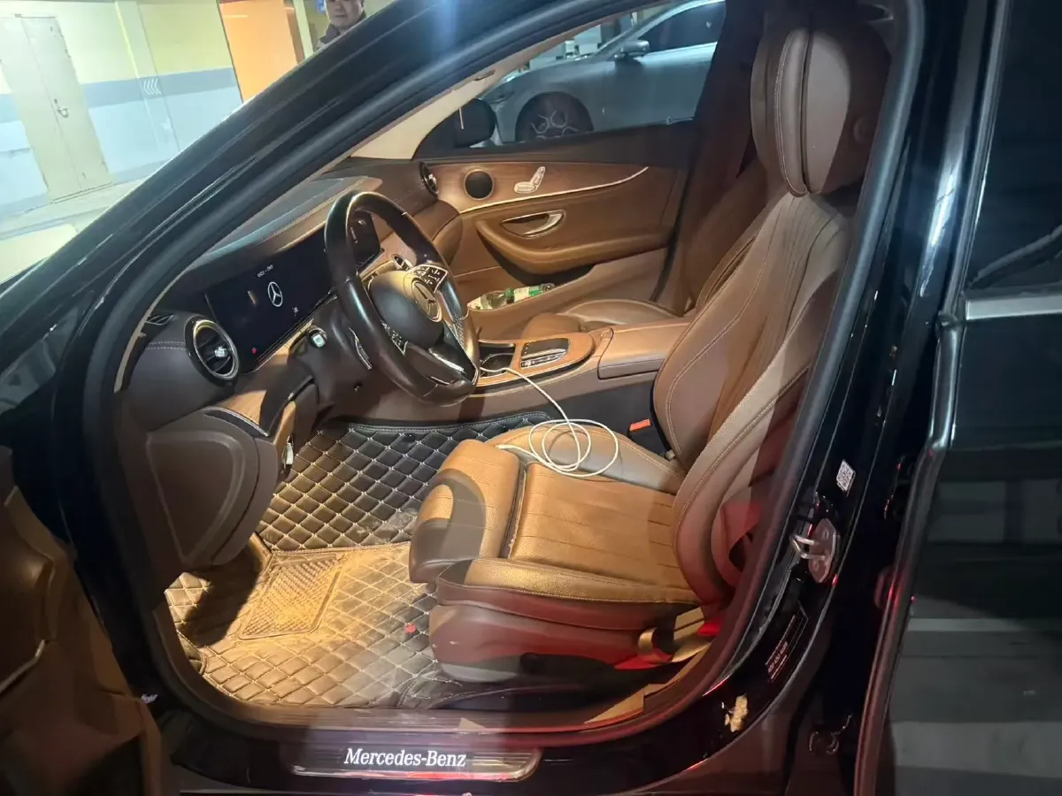 2021 Mercedes-Benz E Class 2.0T 197HP L4 9AT,autocango,china used car exporter,china ev exporter,chinese used car exporter,chinese used ev exporter