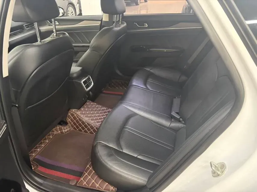 2021 Kia K5 2.0T 240HP L4 8AT,autocango,china used car exporter,china ev exporter,chinese used car exporter,chinese used ev exporter