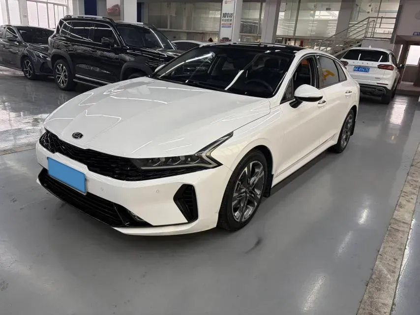 2021 Kia K5 2.0T 240HP L4 8AT,autocango,china used car exporter,china ev exporter,chinese used car exporter,chinese used ev exporter