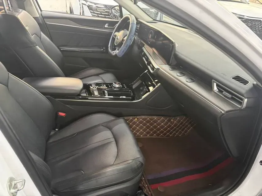 2021 Kia K5 2.0T 240HP L4 8AT,autocango,china used car exporter,china ev exporter,chinese used car exporter,chinese used ev exporter