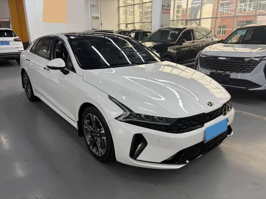 2021 Kia K5 2.0T 240HP L4 8AT,autocango,china used car exporter,china ev exporter,chinese used car exporter,chinese used ev exporter