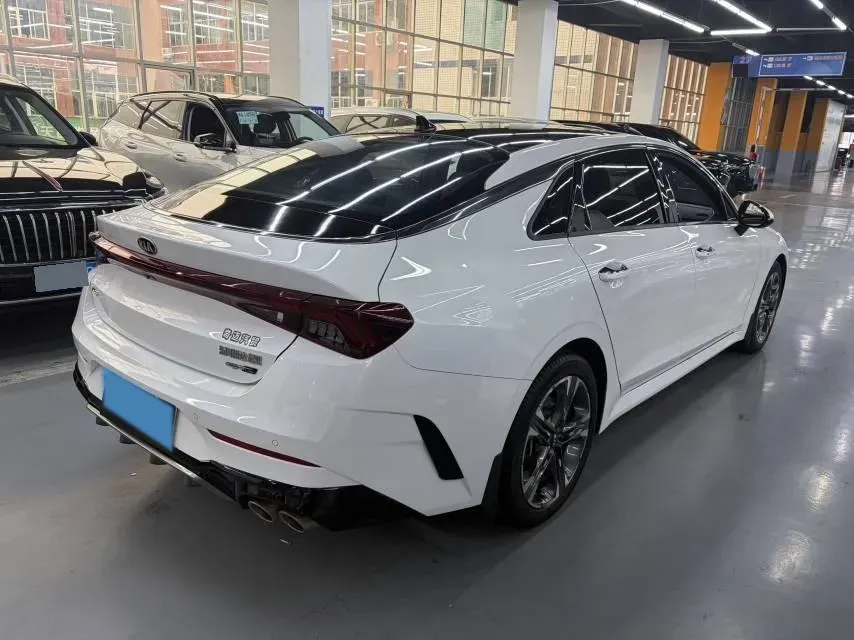 2021 Kia K5 2.0T 240HP L4 8AT,autocango,china used car exporter,china ev exporter,chinese used car exporter,chinese used ev exporter