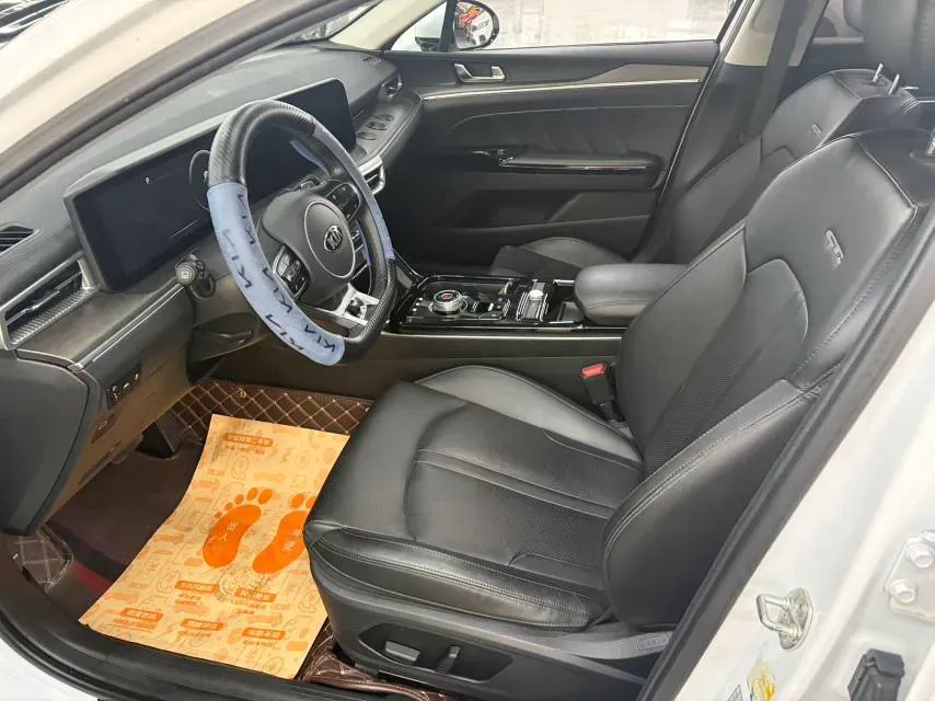 2021 Kia K5 2.0T 240HP L4 8AT,autocango,china used car exporter,china ev exporter,chinese used car exporter,chinese used ev exporter
