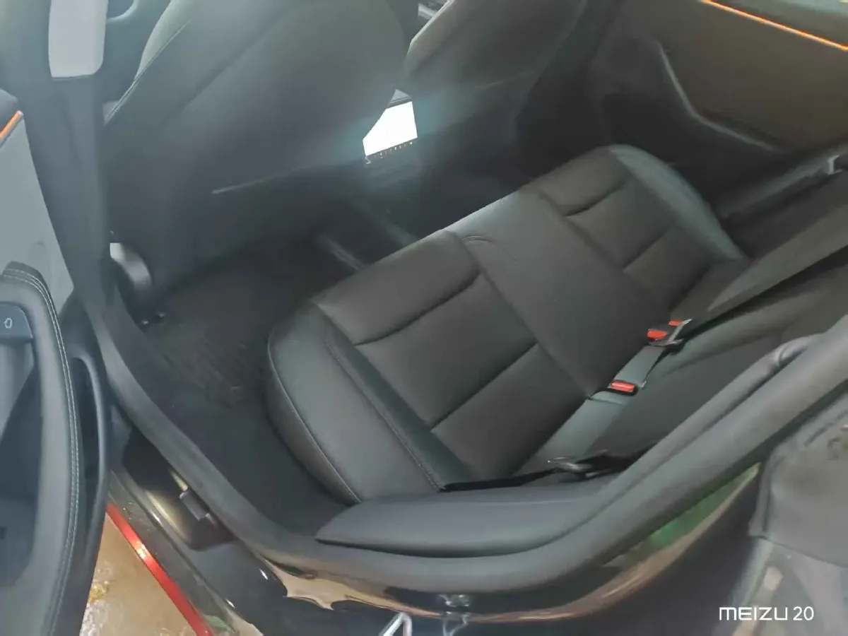 2025 Tesla Model 3 BEV 62.5KWH,autocango,china used car exporter,china ev exporter,chinese used car exporter,chinese used ev exporter