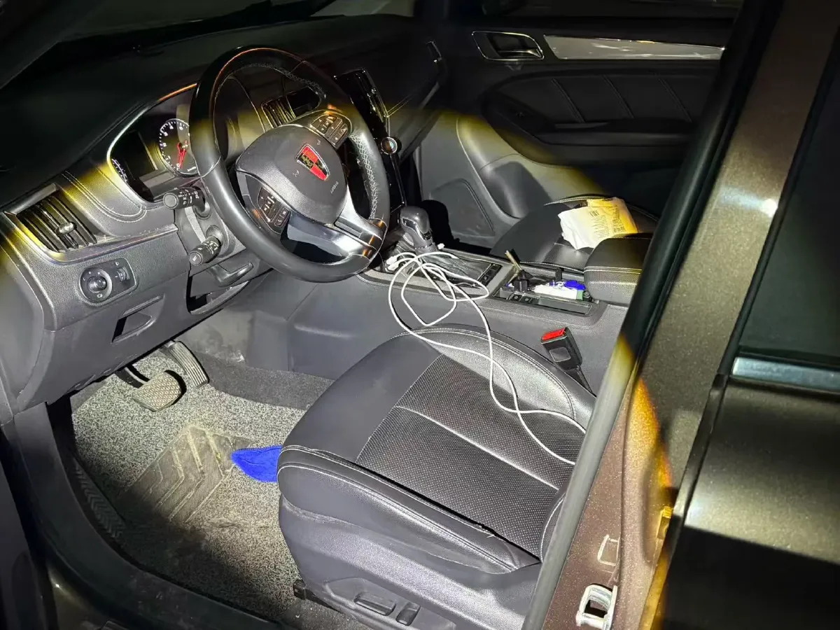 2018 Roewe RX5 1.5T 169HP L4 7DCT,autocango,china used car exporter,china ev exporter,chinese used car exporter,chinese used ev exporter