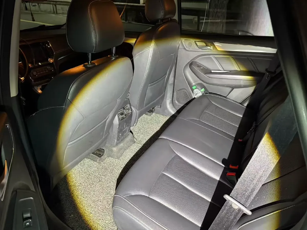 2018 Roewe RX5 1.5T 169HP L4 7DCT,autocango,china used car exporter,china ev exporter,chinese used car exporter,chinese used ev exporter