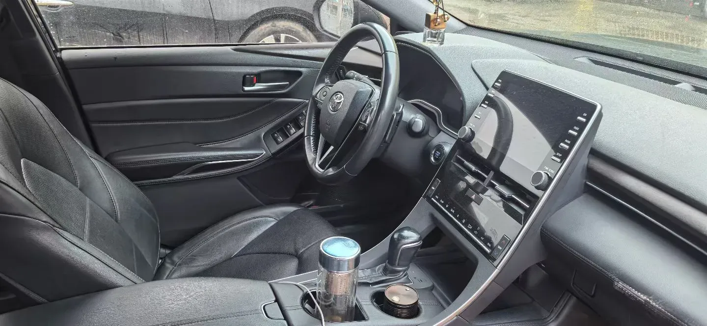 2021 Toyota Avalon 2.5L 209HP L4 8AT,autocango,china used car exporter,china ev exporter,chinese used car exporter,chinese used ev exporter