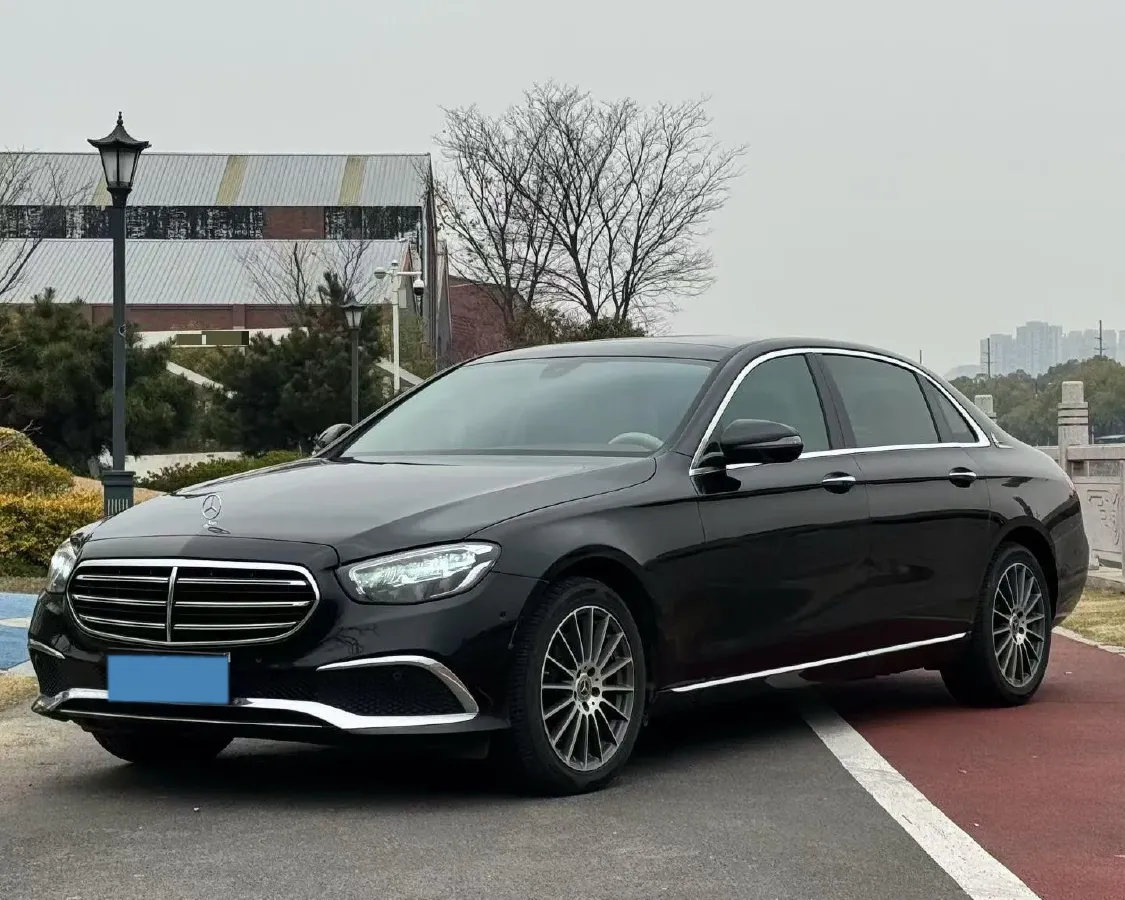 2021 Mercedes-Benz E Class 2.0T 197HP L4 9AT,autocango,china used car exporter,china ev exporter,chinese used car exporter,chinese used ev exporter