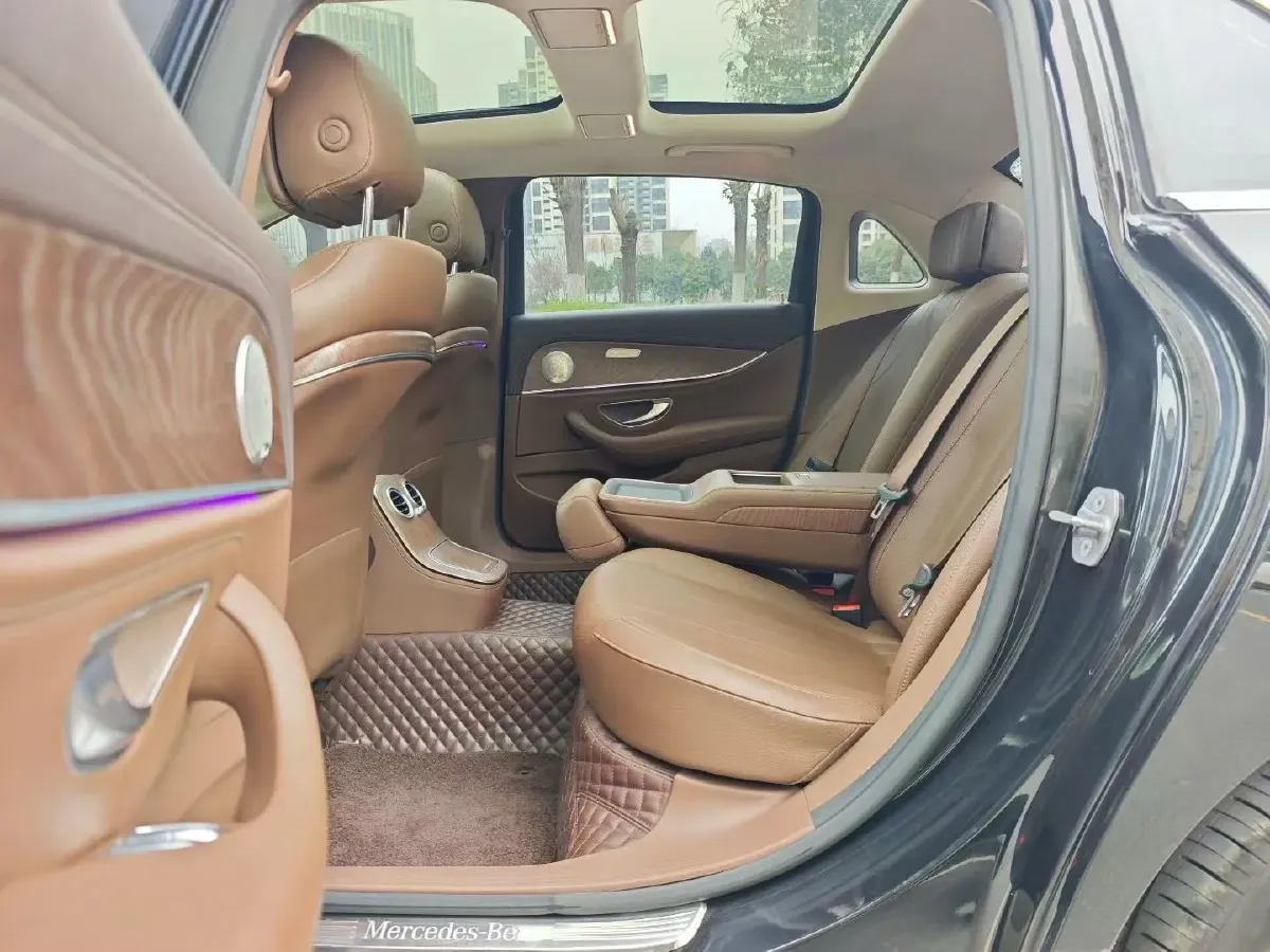 2021 Mercedes-Benz E Class 2.0T 197HP L4 9AT,autocango,china used car exporter,china ev exporter,chinese used car exporter,chinese used ev exporter