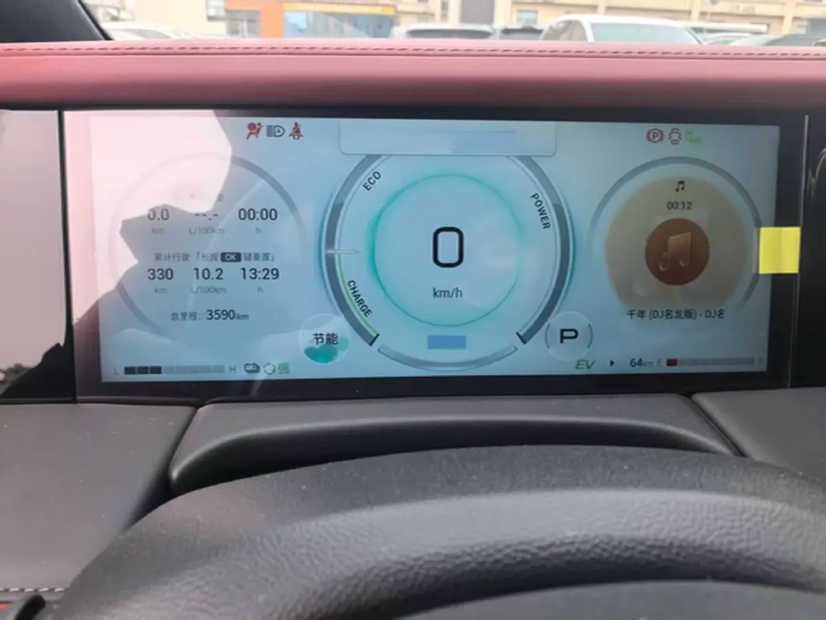 2025 GAC Trumpchi M8 2.0T 190HP L4 2DHT Hybrid,autocango,china used car exporter,china ev exporter,chinese used car exporter,chinese used ev exporter