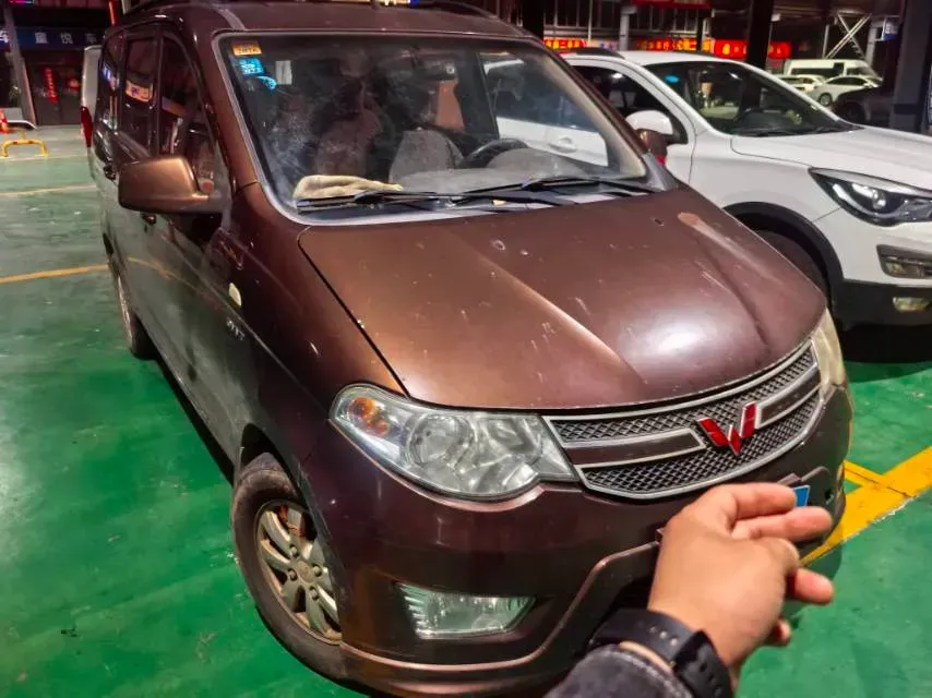 2016 WuLing HongGuang 1.5L 112HP L4 5MT,autocango,china used car exporter,china ev exporter,chinese used car exporter,chinese used ev exporter