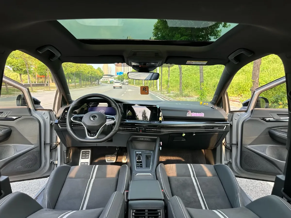 2021 Volkswagen Golf 1.4T 150HP L4 7DCT,autocango,china used car exporter,china ev exporter,chinese used car exporter,chinese used ev exporter